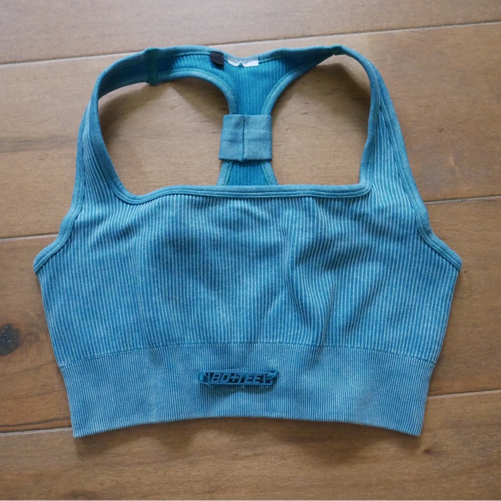 Bo+Tee iconic sports bra